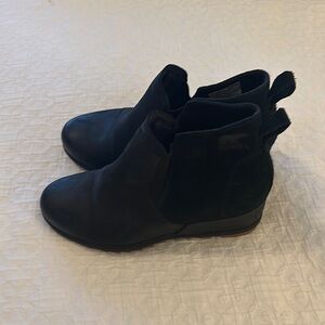 Sorel Evie Size 11 Black